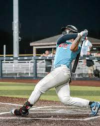 现充满期待 现充满期待